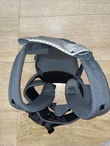 Portabebés Todbi Fly-B Hipseat gris - Imagen 4 de 6