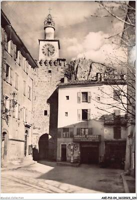 AKEP12-0986-04 - CASTELLANE - the clock tower - at the bottom n-d of the rock