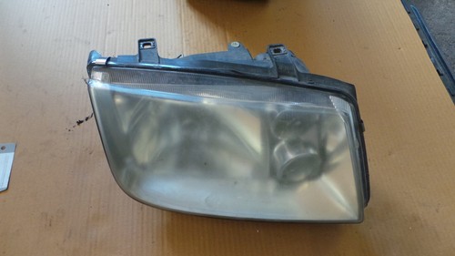 VWB1* VW Golf Bora TDI Variant BJ00 Frontscheinwerfer Rechts 963646-00