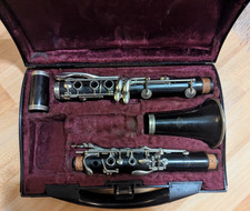 Buffet E11 Intermediate Clarinet - repaired and in playing condition