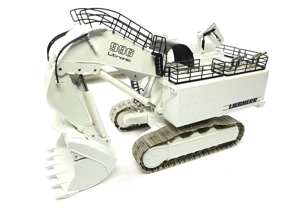 Liebherr R996 Mining Front Shovel - Conrad 1:50 Scale Diecast Model #2811 - Image 2 of 4