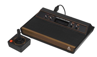 Atari 2600 Video Game System Console Two Controllers Very Good 3Z