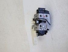 T&uuml;rschloss vorn rechts Mercedes B-KLASSE W246 1667200435 03-2016