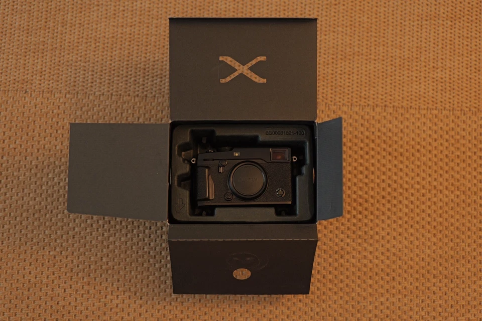 Fujifilm X-Pro2  Mirrorless Digital Camera 24.3MP - Black, photo 1 of 5