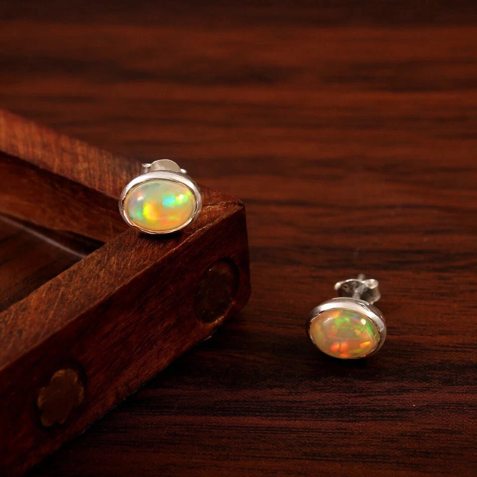 Michooyel Orecchini A Bottone In Argento 925 Con Opale Naturale 6x8 Mm: Elettrodomestici Gioielli Donne