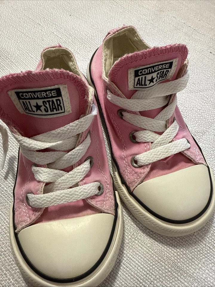 Talla 8 Unisex Niño Pequeño Converse Infantil CTAS OX Rosa Zapatos Deportivos con Cordones Foto 2 de 4