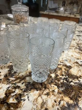 OLD FASHION WEXFORD DIAMOND PATTERN ANCHOR HOCKING 15 ICE TEA TUMBERS GLASSES