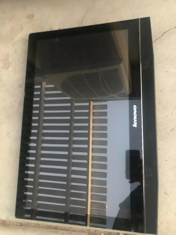 Lenovo C460 21" TouchScreen All in One , JUST THE SCREEN.!!!!!! - Image 3 of 4