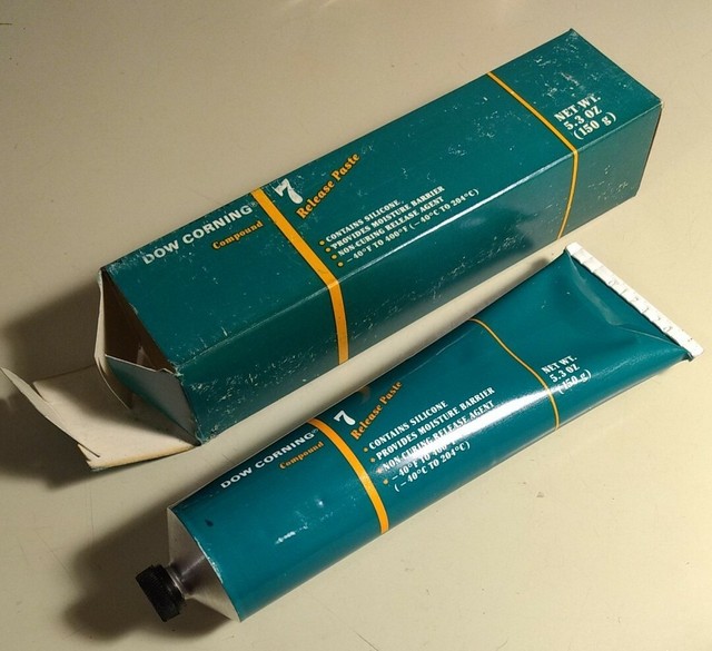 Dow Corning 7 Dielectric Silicone Release Mold Compound Grease 5.3oz