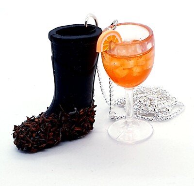Einzigartige MUDDY WELLY & APEROL SPRITZ HALSKETTE fesitval GLASTONBURY Miniatur STIEFEL