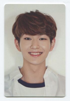 SHINEE - 2015 SEASONS GREETINGS OFFICIAL PHOTOCARD JONGHYUN TAEMIN