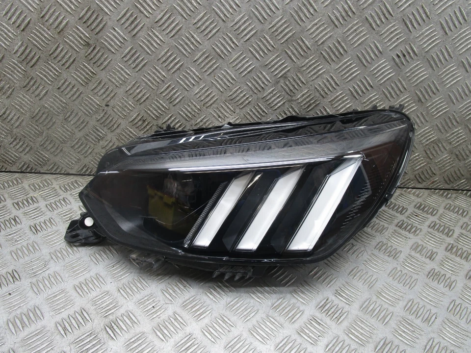 Faro delantero pasajero peugeot 2008 puretech s/s 2022 9841642280 ver fotos Foto 2 de 4