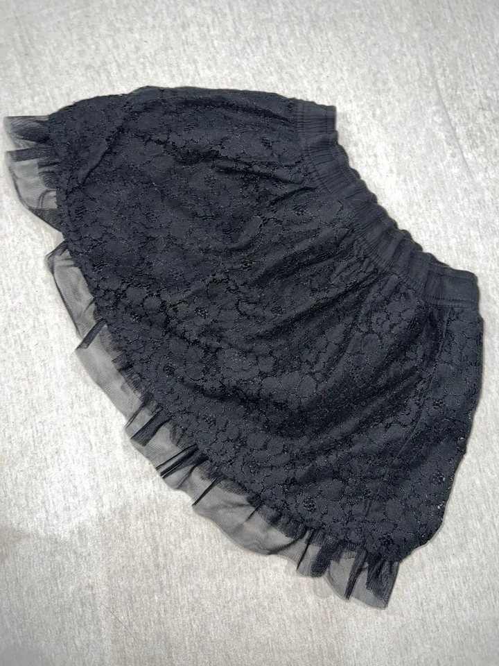 Falda negra con volantes de encaje 7/8 Faded Glory para niñas Foto 2 de 4