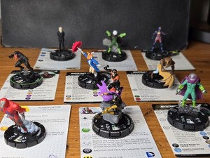 Heroclix Bundle Marvel & DC Mixlot, Nightwing And Batgirl, Mysterio, And More