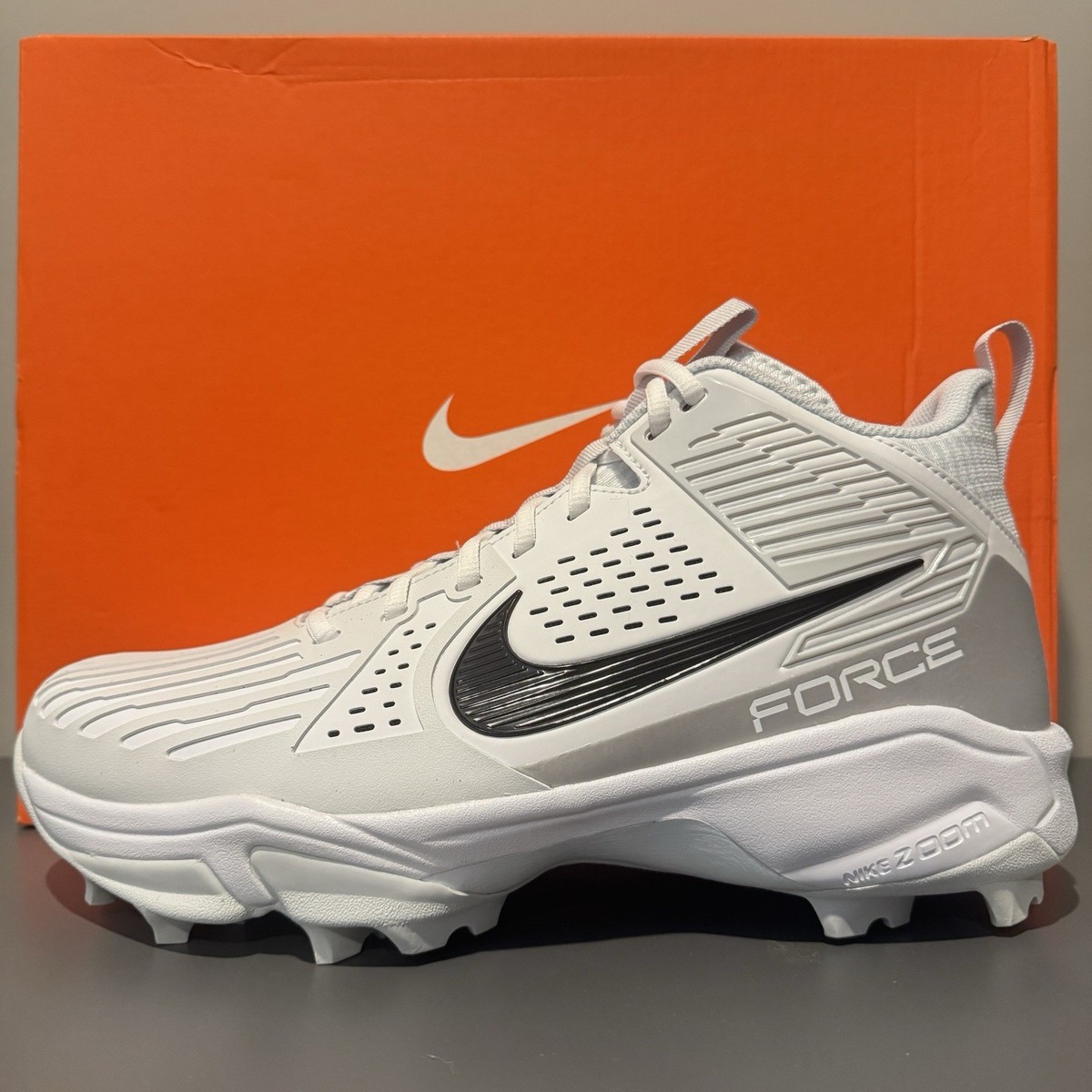 FootballLife  Size 15 - Nike Force Savage 3 Shark NFL Promo Lineman Cleats