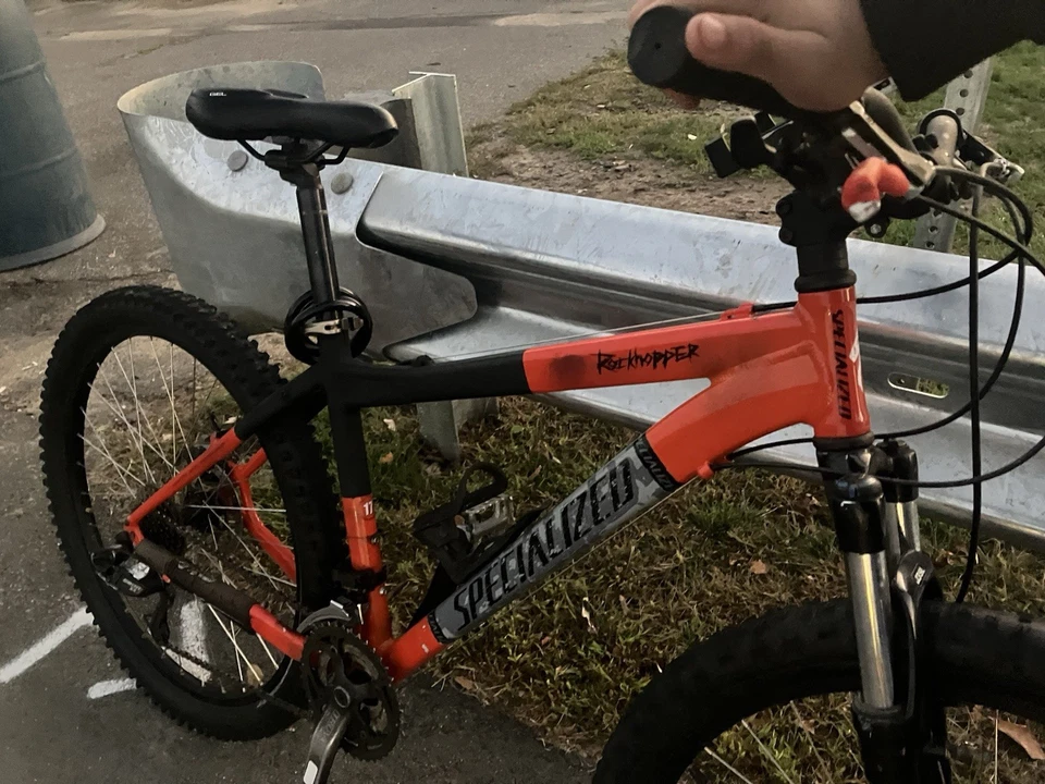 Specialized Rockhopper Comp 29 Front Suspension Mountain Bike-Regular Price-$950 - Image 2 of 4