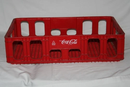 Vintage Hard Red Plastic Soda Coca Cola Crate for 16 & 20 oz Bottles
