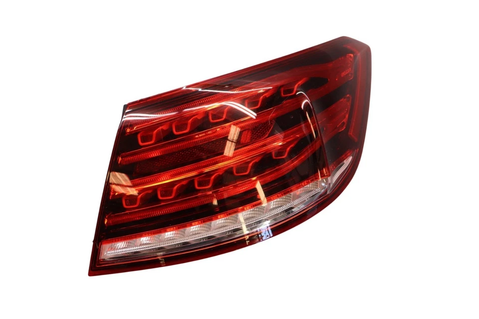 Lámpara de luz trasera exterior derecha 14-17 mercedes e350 e400 e550 a2079063600 oem Foto 4 de 4