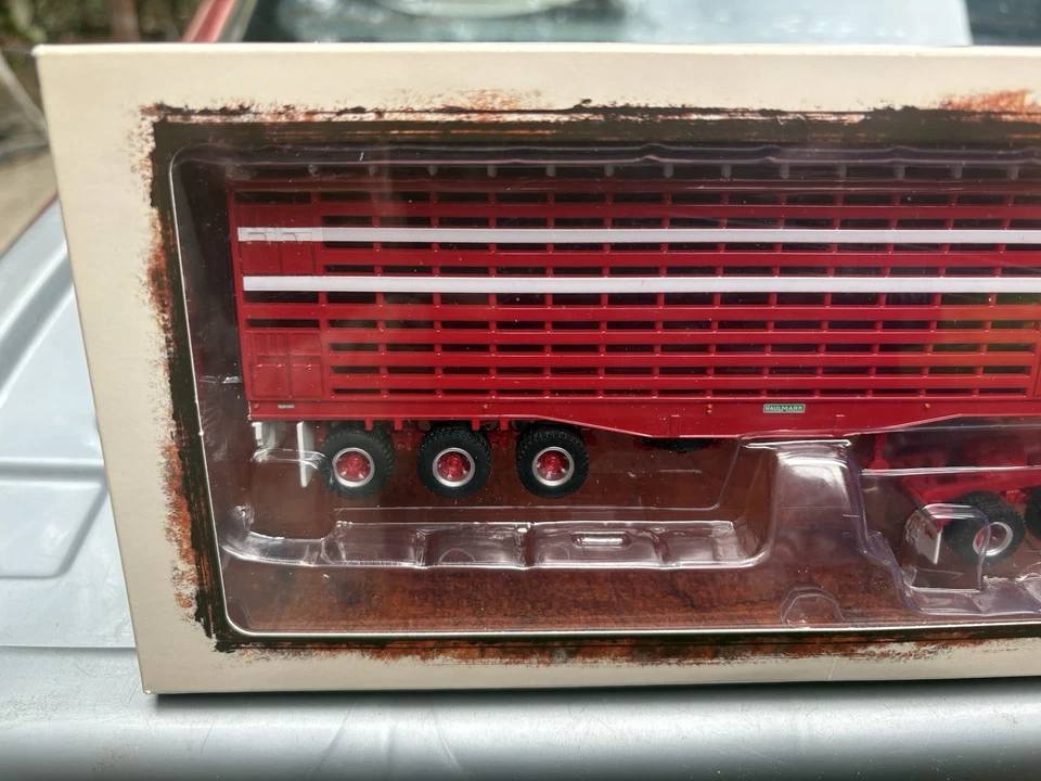 HIGHWAY REPLICAS 1:64 LIVESTOCK TRAILER WITH DOLLY, 12986 - Image 2 of 4