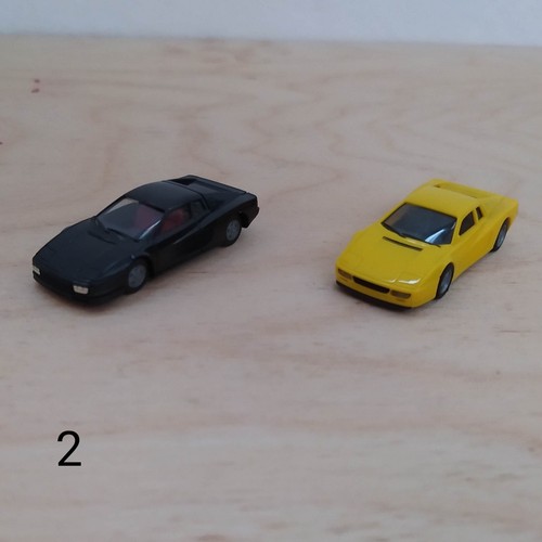 2x Modellauto H0 1:87 Herpa PKW Ferrari Testarossa & 512 Motorhaube öffnet
