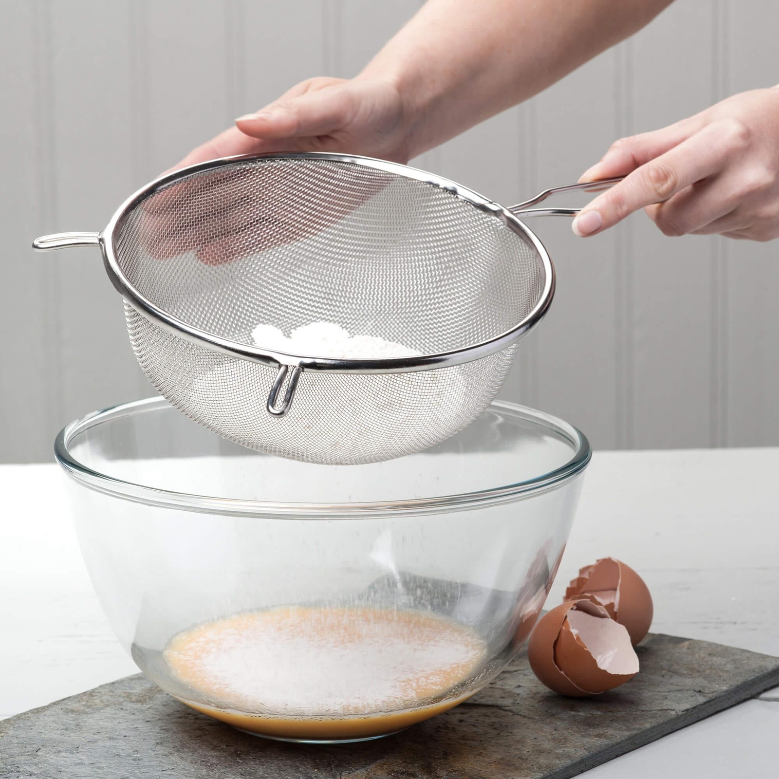 Large Stainless Steel Sieve, Kilo 20cm Wire Mesh Strainer Icing Sugar Dusting