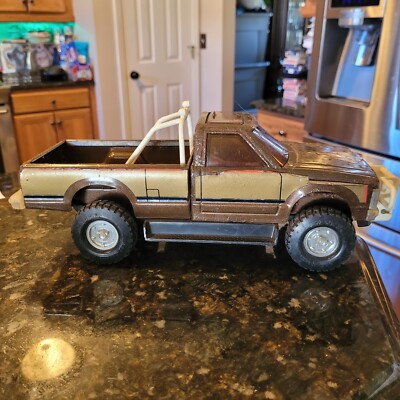 Vintage ERTL The FALL GUY Colt 13'' 1982 GMC Sierra Pickup Truck Metal Die-Cast
