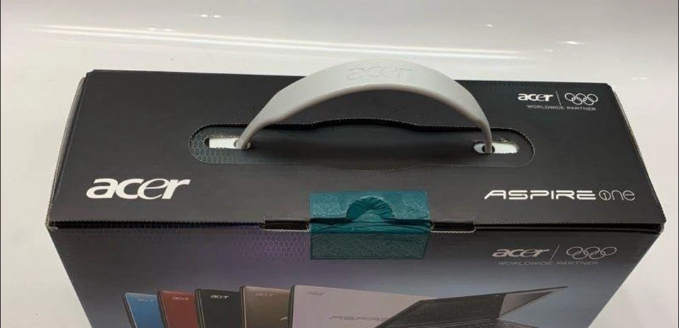 New Aspire one D255E-13639 Laptop Black Factory Sealed NIB 10.1” LED LCD 250gb - Image 4 of 4