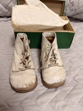 Vintage 1980s Stride Rite White Leather Baby Shoes w/ Original Box Made in USA