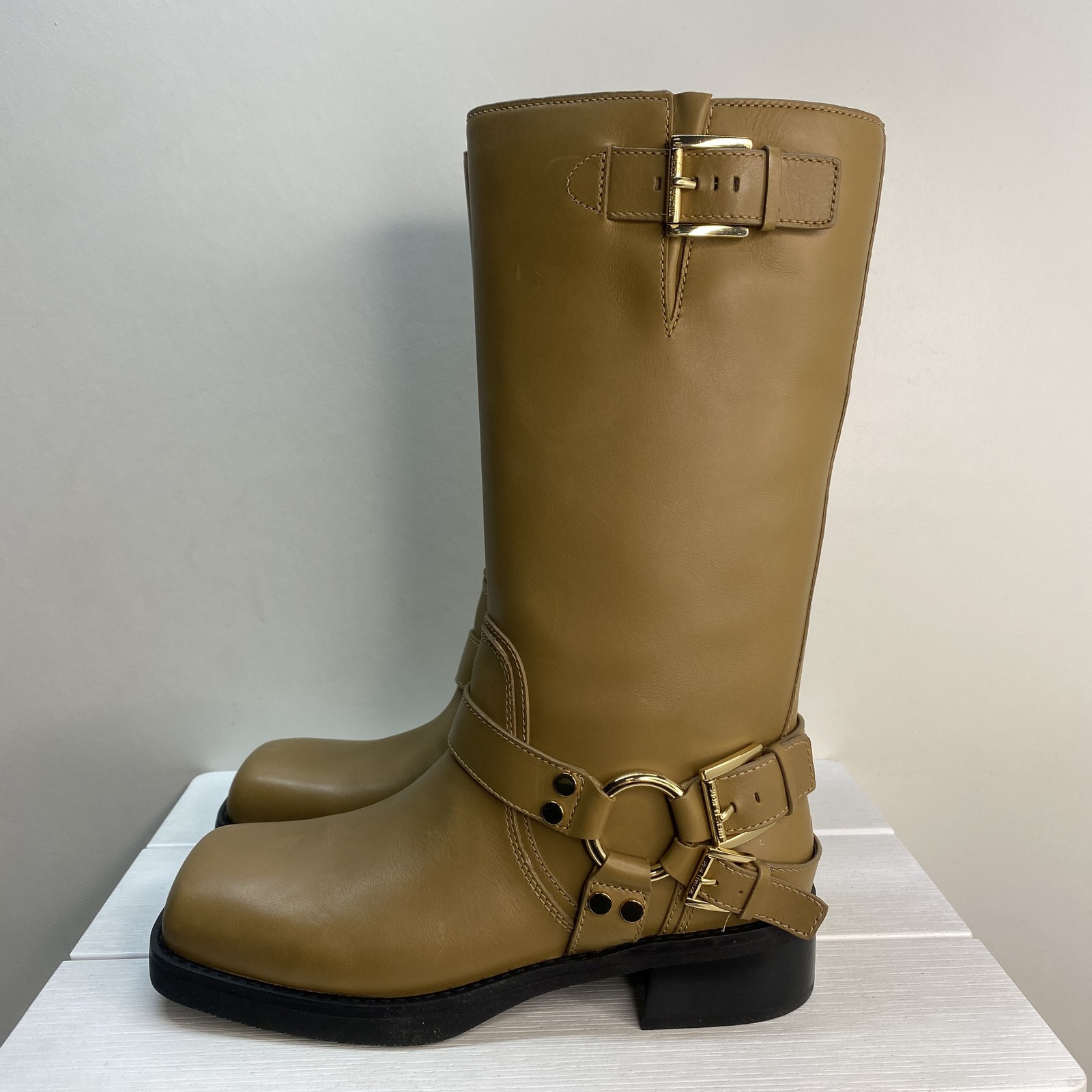 Michael Kors Womens Size 8.5 Husk Crosby Leather Side Zip Harness Moto Boots
