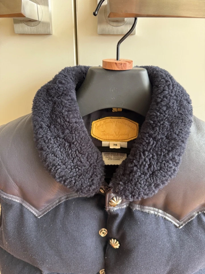 Rocky Mountain Featherbed Vest 38 - Image 2 of 4
