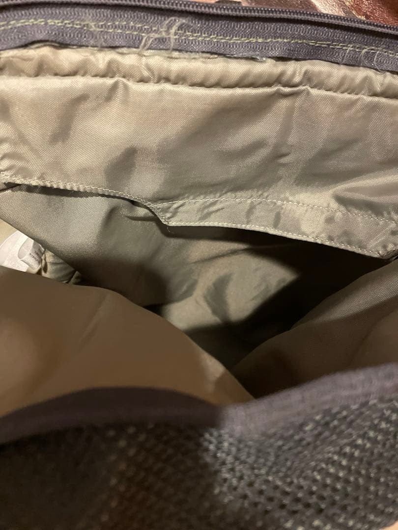 North Face Square Backpack, Clamshell Flap, Padde… - image 9