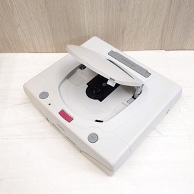 Sega Saturn console bundle with 3 games, 1 controller & cables Japan white