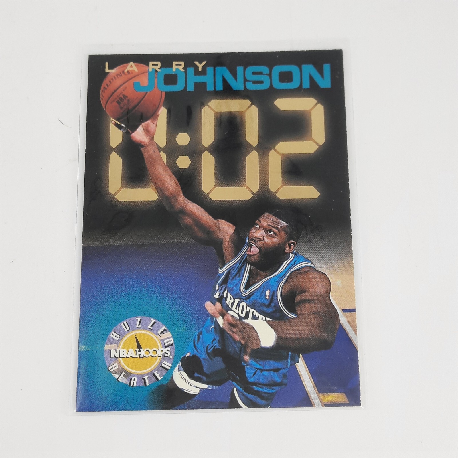 1995-96 NBA Hoops Larry Johnson #220 Buzzer Beater Charlotte Hornets