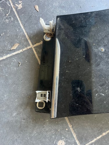 Mercedes-Benz E W212 Front right fender mounting bracket A2128811001 Black - Picture 4 of 6