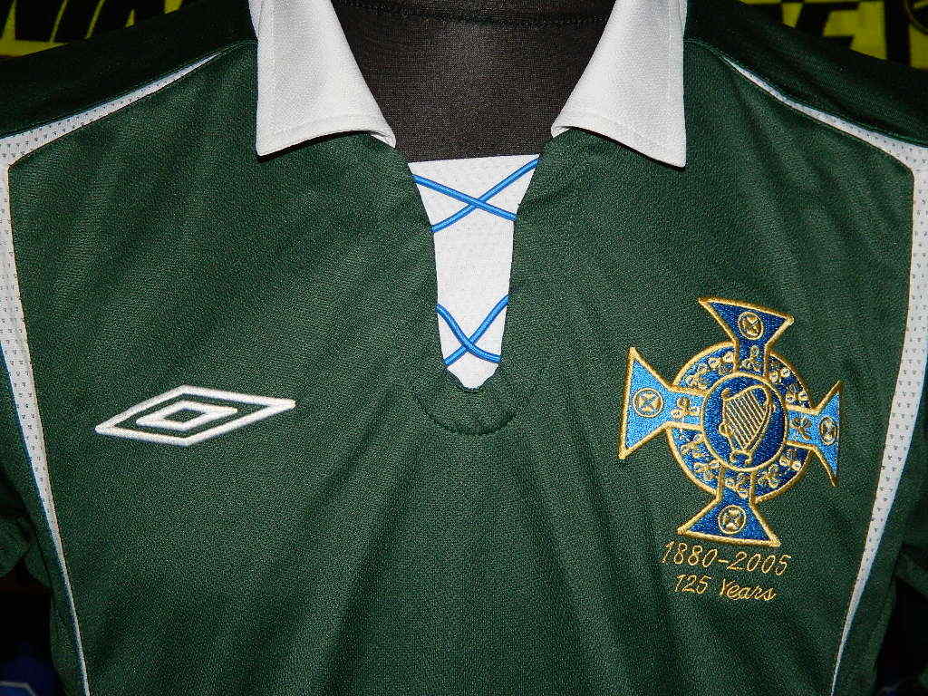 5/5 Northern Ireland adults M 1880-2005 125 years MINT 5/5 Northern Ireland adults M 1880-2005 125 years MINT