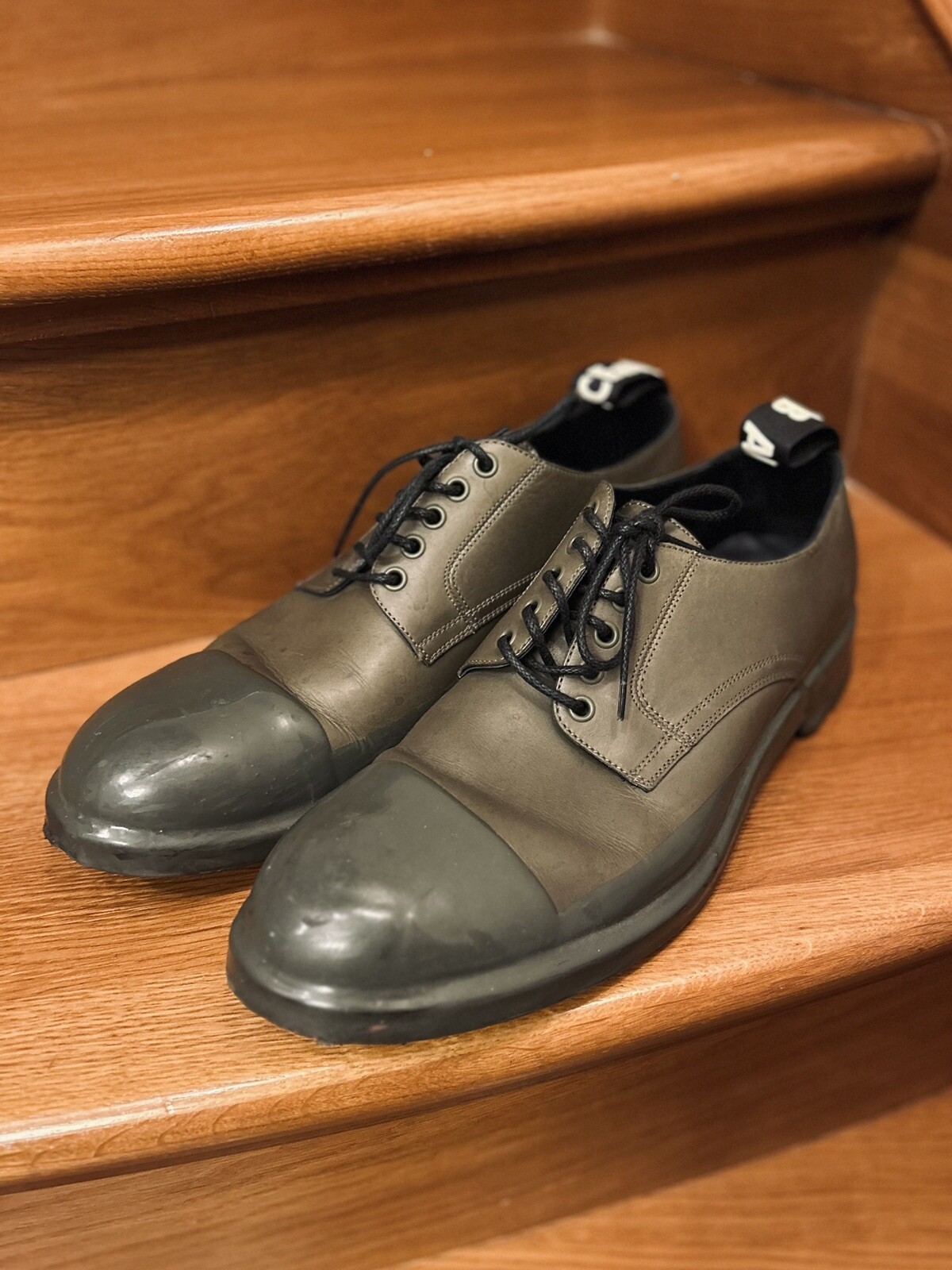 SAOLA Scarpe eleganti Derby Dolce & Gabbana nuove con scatola taglia 44 11 US Tonal verde militare con logo