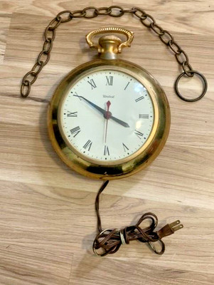 Pocket clock best sale