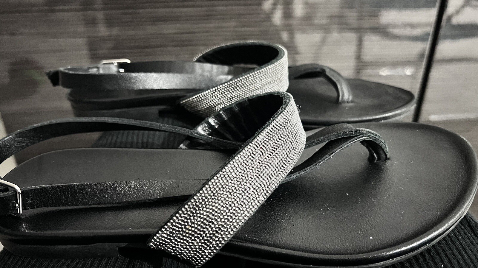 Picture 1 of 4