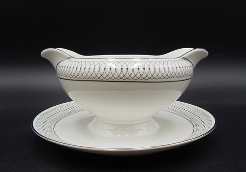 Tirschenreuth Bavaria The Elgin #2270 Gravy Boat w/Attached Underplate 10oz - Picture 7 of 8