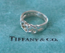 Tiffany & Co. Ring Paloma Picasso Triple Loving Heart Sterling 925 Size  6 US