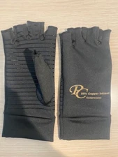 Infused Copper Pair of Compression Gloves Half Finger for Pain Relief Size Small
