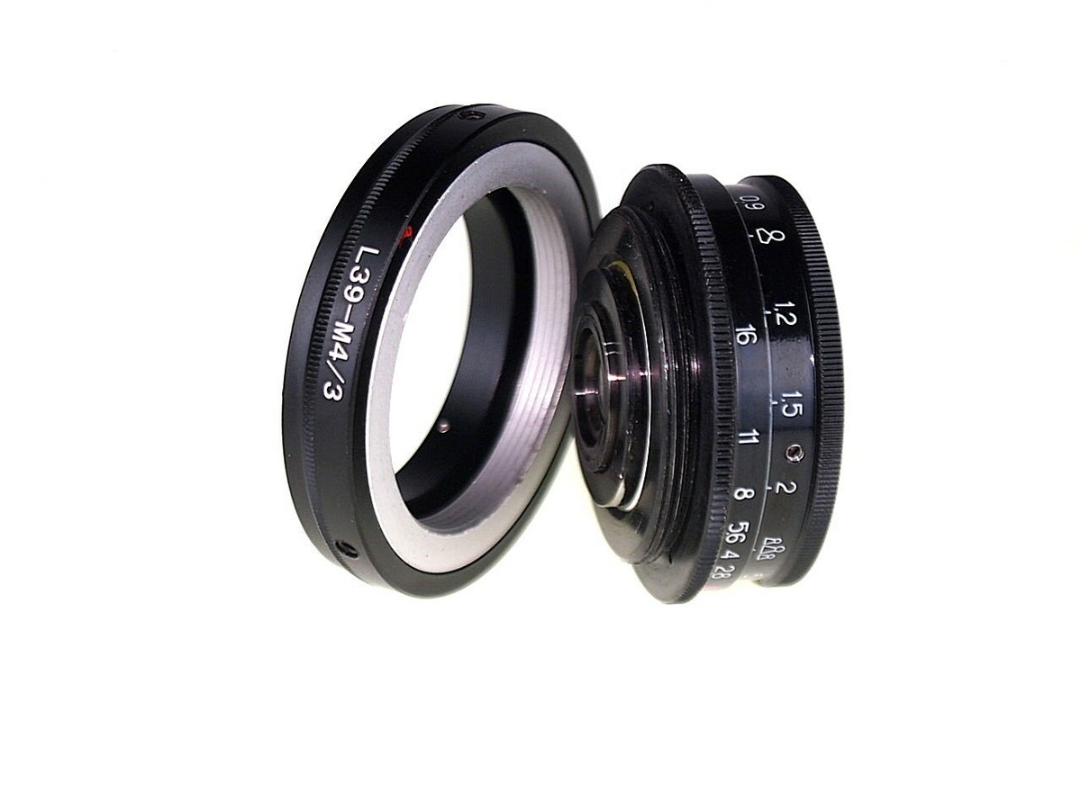 Industar- 69 Soviet macro lens 28mm f 2,8 Mount m39 L39-M4/3