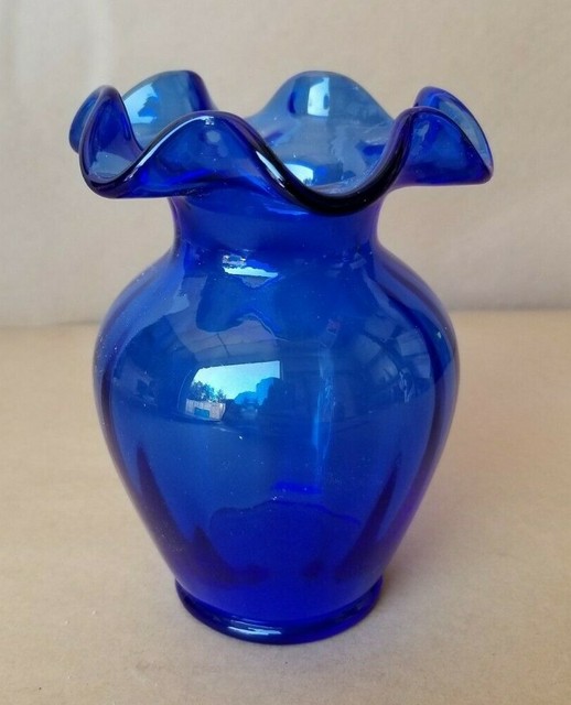 Beautiful Fenton Glass Cobalt Blue Vase eBay