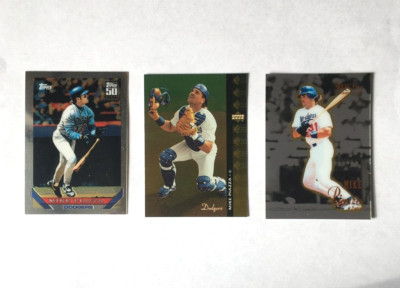 3 Mike Piazza: 1994 SP #80, 1995 Select Certified #39 & 2001 Topps