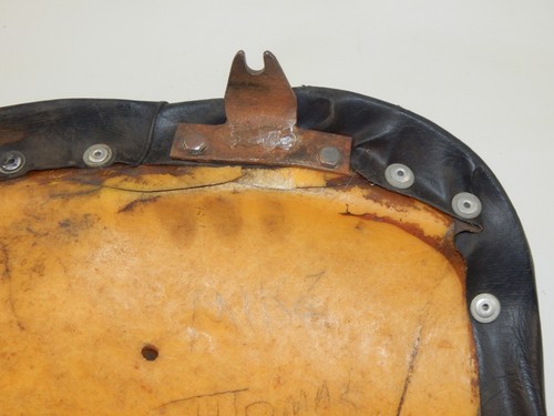 1971 KTM PENTON MC GS 100 125 SEAT SADDLE FOAM PAN COVER VINTAGE - Imagen 14 de 17