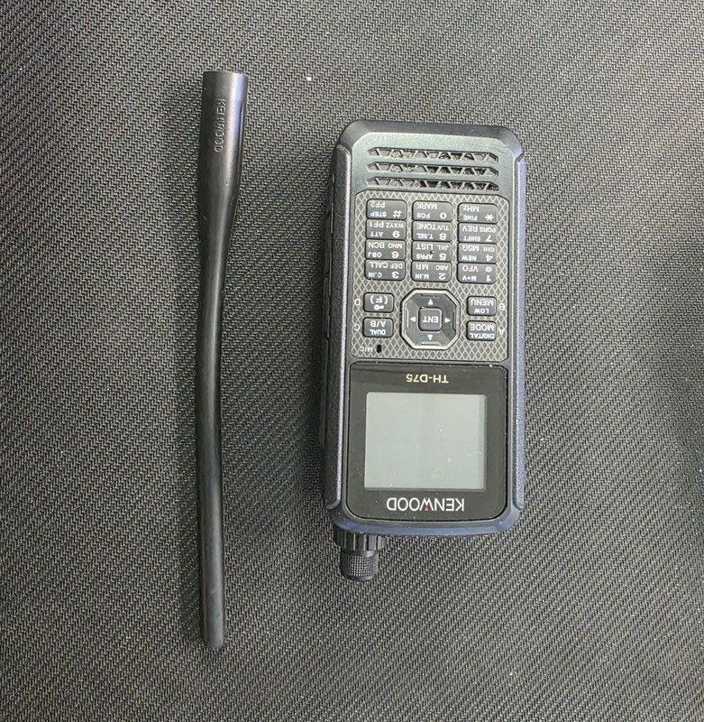 Kenwood TH-D75A Tri-Band Ham Radio Transceiver 144/220/430MHz 5W 1000CH