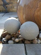 Set Of 2 Stone Effect Decorative Spheres Balls Speckled Garden Decor Decorative