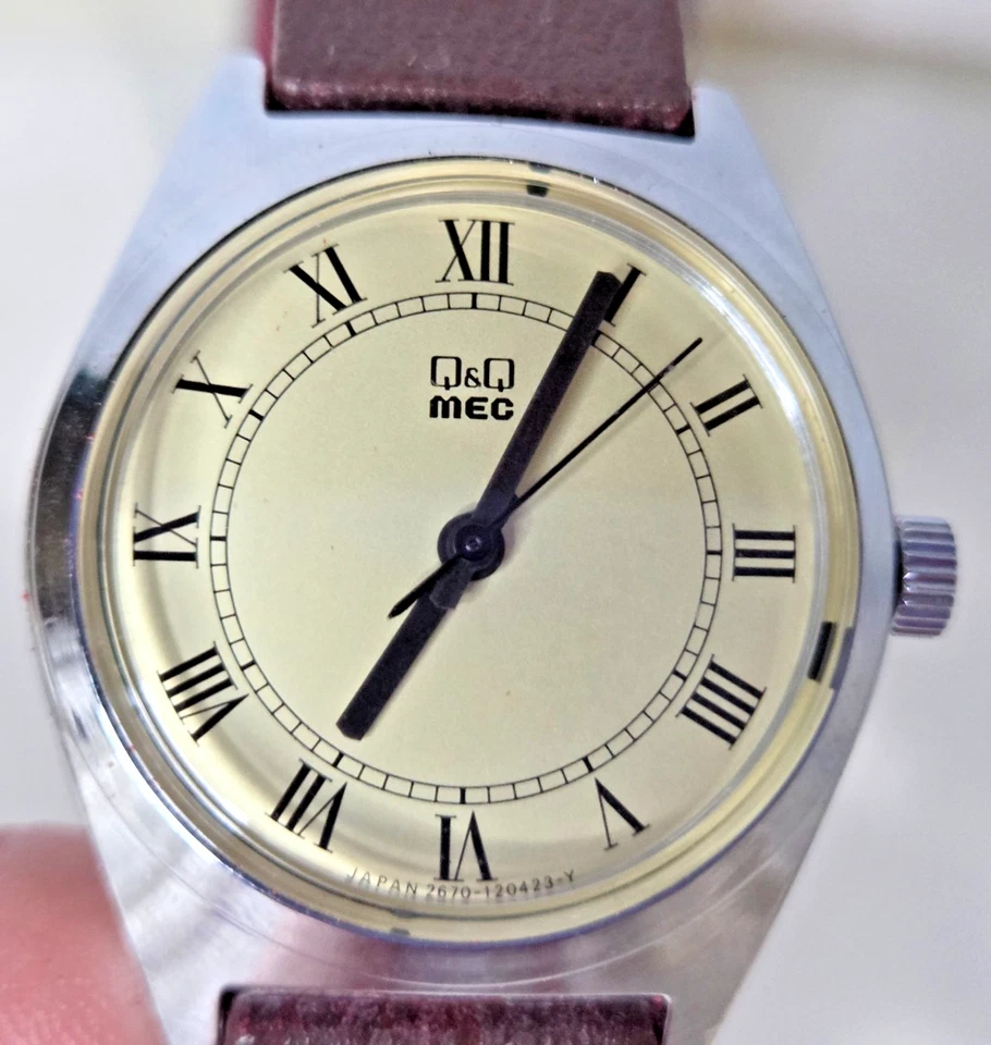 Q & Q MEC JAPAN WATCH CA 1950S MANUAL WIND ROMAN NUMERAL & CASE - image 3 of 4