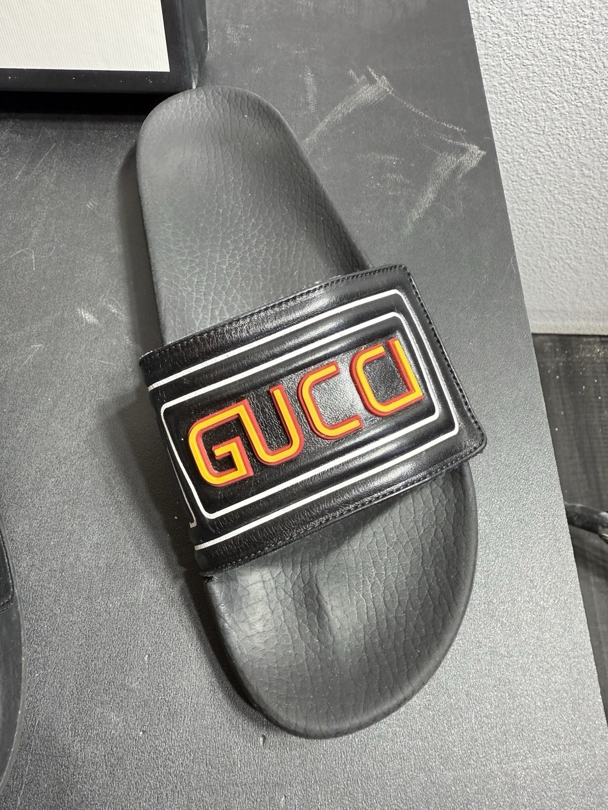Gucci Black Slides Size 8 RARE Spelled Out Letters (authentic) Slightly Used image 4