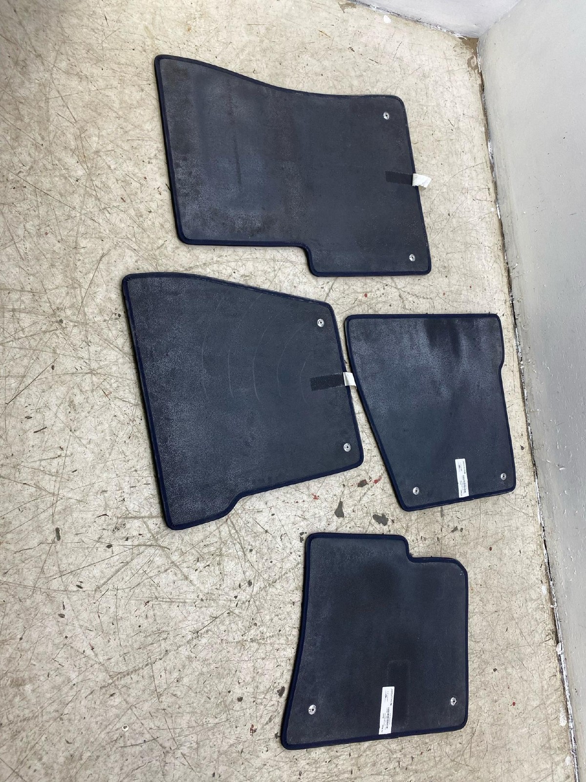 Bentley Mulsanne 2010-2020 Front Right Floor mats Set